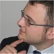 Profesor de ámbito científico, actualmente doy clases en la ESO de mates, tecnología, FyQ, y por las tardes, de inglés.