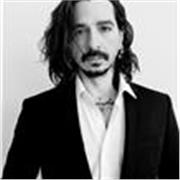 Tutor di progettazione e confezione di moda e abbigliamento