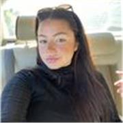 My name is Jennifer, I’m a friendly native speaker and I can teach you the basics in conversational and written English. If you’re worried about spelling, grammar or pronunciation, I can help !