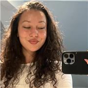 Professeur à domicile , je donne des cours de danse mais également un soutien scolaire pour les élèves qui en ont besoin