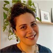 laureata in Antropologia e in Pedagogia. Offro ripetizioni in materie umanistiche