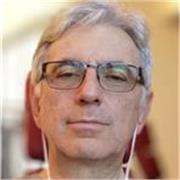 Ingegnere elettronico impartisce lezioni di matematica, fisica e informatica