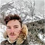 Insegnante di francese e inglese per ragazzi (scuole medie/superiori), insegnerò online.
Possiedo un diploma linguistico (Esabac) e una certificazione DELF B2 di francese.