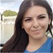 Profesora de italiano y inglés imparte clases a niños de todas las edades