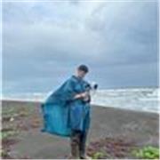 Profesor de biología, química e inglés para todas las edades. 
 