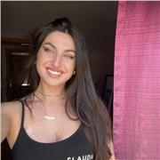 Soy graduada en Magisterio de Educación Primaria y doy clases a todos los niveles