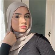 I am a dental student with 5 years of experience in tuition aiming to tailor my classes to your level and needs.