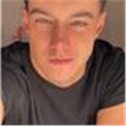 Profesor imparte clases a todo tipo de edades con adaptabilidad total al alumno/a