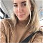 Argentina - 33 años - Hablante nativa de español/castellano. Psicóloga y docente universitaria