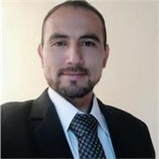 Teologo con experiencia en enseñanza de ética y religion