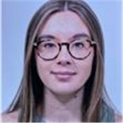 Offro ripetizioni di inglese e spagnolo, in presenza e online. Orari flessibili e supporto costante per lo studente.