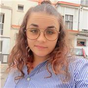 Etudiante qui propose des cours de français tous niveaux (preparation aux examens, lecture, renforcement etc.)