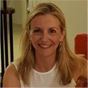 Profesora nativa de español y catalán, con amplia experiencia internacional y excelentes habilidades de comunicación