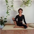 Instructora de yoga / hatha, vinyasa,  y embarazo y post parto. (principiantes e intermedios).