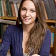 Étudiante en langues propose soutien dynamique en Anglais et aide aux devoirs personnalisée