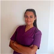 Maestra de Audición y Lenguaje, y Pedagógica Terapéutica, con tres años de experiencia en Atención Temprana 