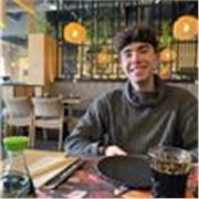 Estudiante con ganas de dar clase de matemáticas, nivel de bachillerato o menor.