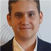 Étudiant en master politiques économiques à Sciences Po, je donne des cours de maths aux collégiens et lycéens à Agde et en ligne.