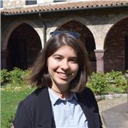 Laureanda in Scienze Infermieristiche impartisce aiuto compiti in molte materie. Anche online