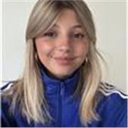 Élève en troisième année de droit diplômée d'un baccalauréat générale filière internationale