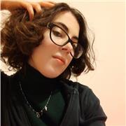 Studentessa di lettere con precedente esperienza di insegnamento offre lezioni di italiano