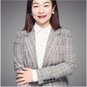 I worked in the USA and China for 8 years as a bilingual language teacher. I teach Mandarin Chinese and English. 