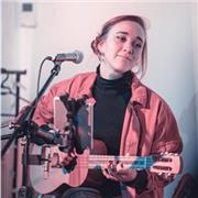 ¡Aprende Ukelele! Profesora de Música y Cantante Profesional con Más de 10 Años de Experiencia en Clases Grupales y Particulares p