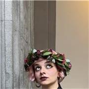 Offro lezioni di italiano online a ragazzi, sia grammatica che letteratura :)