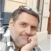 Profesional apasionado por la tecnología, con amplia experiencia en administración de sistemas Linux/Windows, diseño web y gráfico