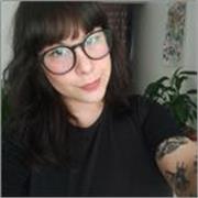 Professora de reforço escolar para os primeiros anos da Educação Básica