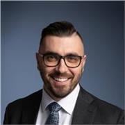 Angielski dla kadry zarządzającej – pewność w rozmowach biznesowych