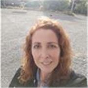 Técnico profesional en analisis de sistemas bases de datos y reporteria que realiza clases del buen uso paquete office 365