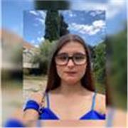 Soy organizada, empática, paciente y ya he ayudado antes a jovenes con sus deberes. Tengo experiencia con infantes. 