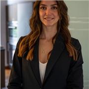 Sono una studentessa di ingegneria, impartisco lezioni di matematica e fisica