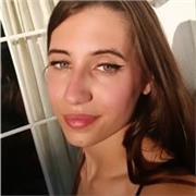 Soy una chica joven con ganas y paciencia para enseñar a los alumnos