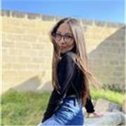 Laureanda con diploma di liceo linguistico fornisce lezioni di tutte le materie