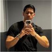 Entrenador de football para todas las edades. Con mucho ánimo.