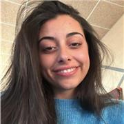 Soy una estudiante universitaria apasionada de los niños. Soy responsable y alegre cosa que facilitara la enseñanza.