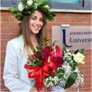 Laureata Magistrale in italiano L2, offre lezioni di italiano a studenti stranieri