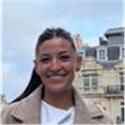 Soy Licenciada en Psicopedagogía, con experiencia en el ámbito educativo y clínico. Me defino como una profesional flexible, creat