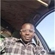 I teaches English language for Beginners, intermediary and advanced students. 