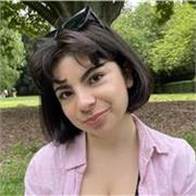 Récemment étudiante en classe préparatoire, je propose du soutien scolaire pour aider et faire progresser ceux dans le besoin