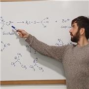 Ofrezco clases  online  de universidad relacionadas con la química