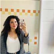 Docente di francese impartisce lezioni individuali