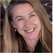 ❤️Having fun while learning English for any age. 30 years experience teaching English.I am looking forward to hearing from you. ❤️