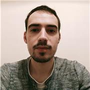 Prof d'économie et de sciences sociales, diplômé d'une licence économie et gestion