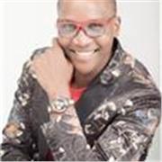 Profesor de música, en la especialidad de contrabajo. 