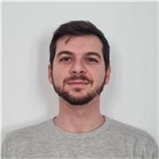 Vuoi parlare italiano fluentemente? Con le mie lezioni online, imparerai le basi in modo chiaro e veloce. Metodi adatti a tutti!