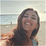 Insegnante di madrelingua italiana offre lezioni a bambini, ragazzi e adulti online. 
Ho esperienza nel settore editoriale nella c