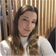 Maestra de matematica basica de primaria